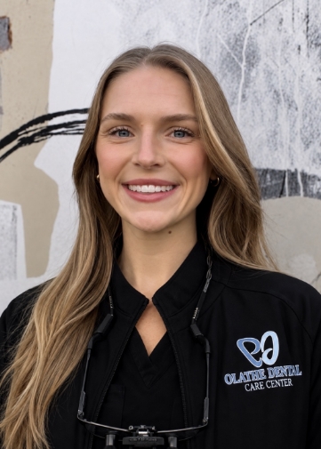 Olathe dentist Dr. Hannah Sells