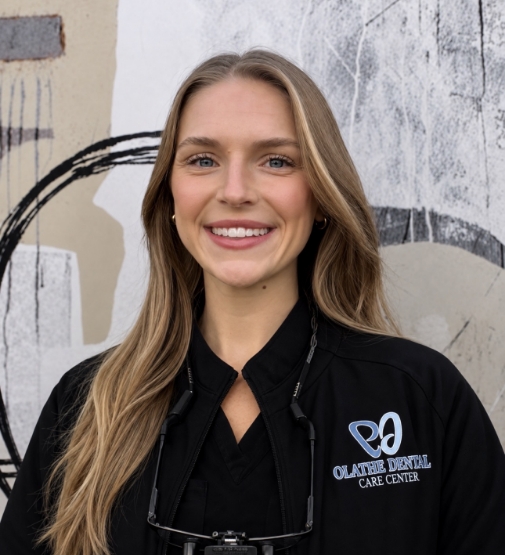 Olathe dentist Dr. Hannah Sells